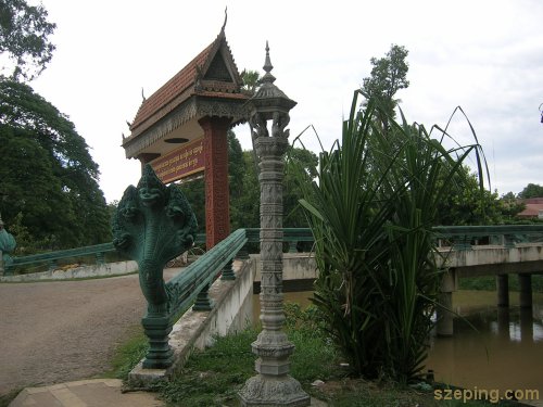 1-bridge.jpg