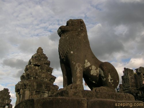1-statue-1.jpg