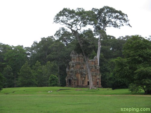 2-castle.jpg