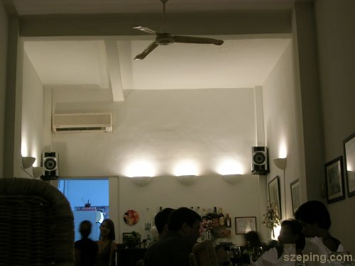 3-pop-cafe-internal.jpg
