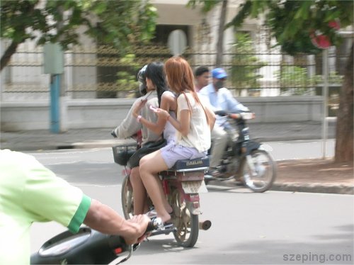 4-helmet.jpg