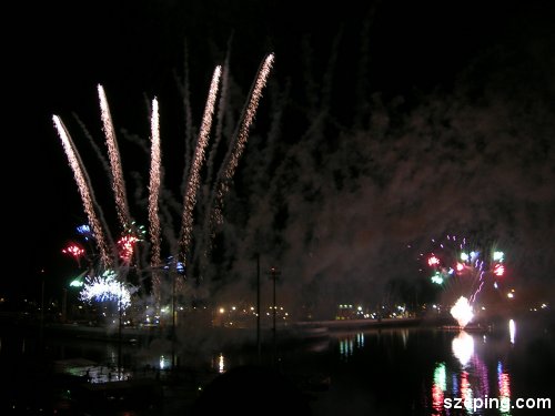 fireworks-1.jpg