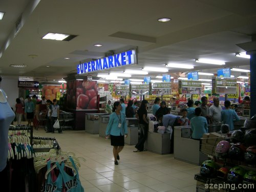 cashiers.jpg