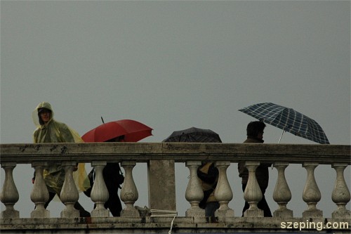 venice-rain.jpg
