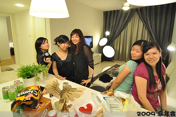 girls_03.jpg