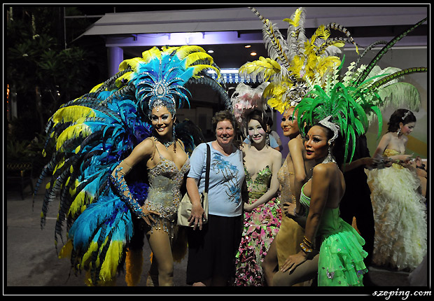 phuket-082-simoncabaret07.jpg